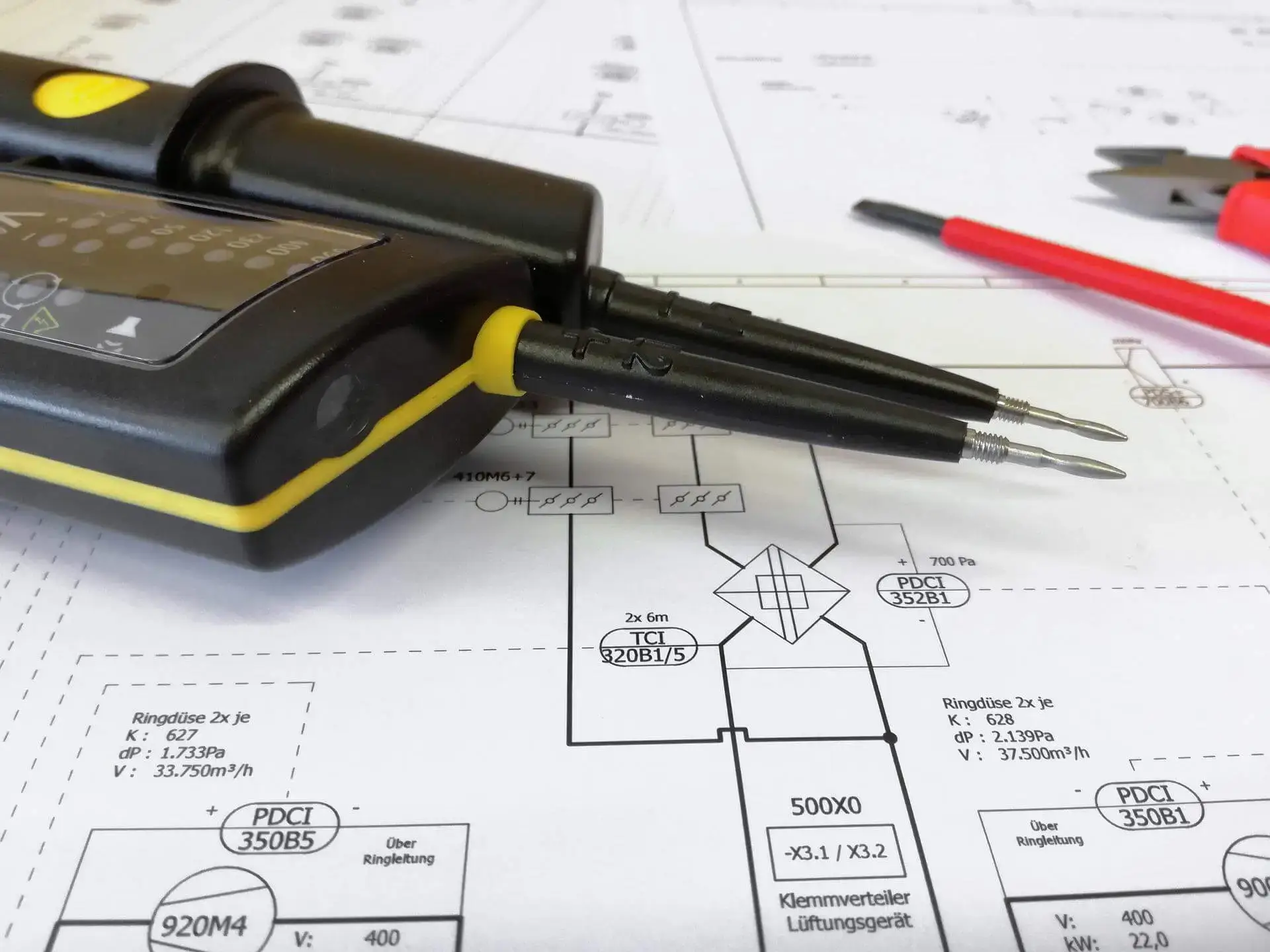 Get your EICR certificate Twickenham in Twickenham